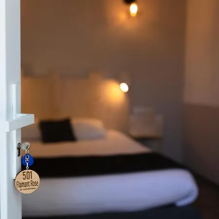 Logis Le Nid Du Pont De Gau 3*