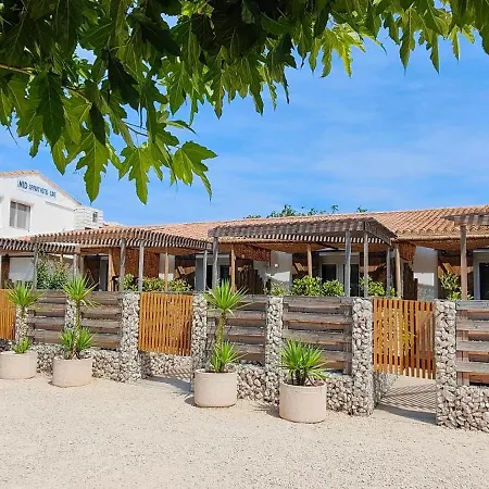 Logis Le Nid Du Pont De Gau Aparthotel