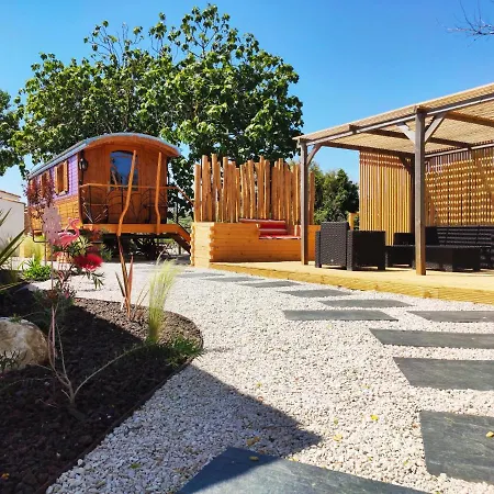 Logis Le Nid Du Pont De Gau Aparthotel